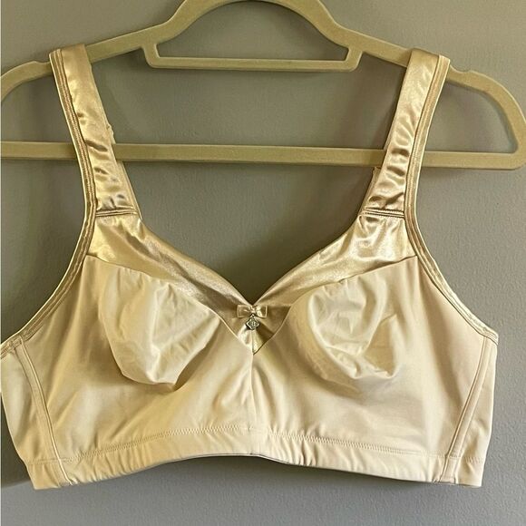 Breezies Soft Bra Size 44 C - Picture 1 of 6